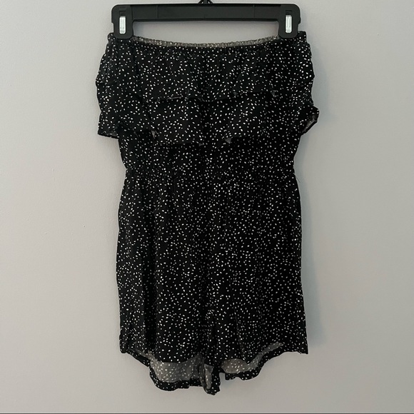 Urban Outfitters Pins and Needles Tiered Ruffle Strapless Romper Womens S Black - Picture 2 of 7